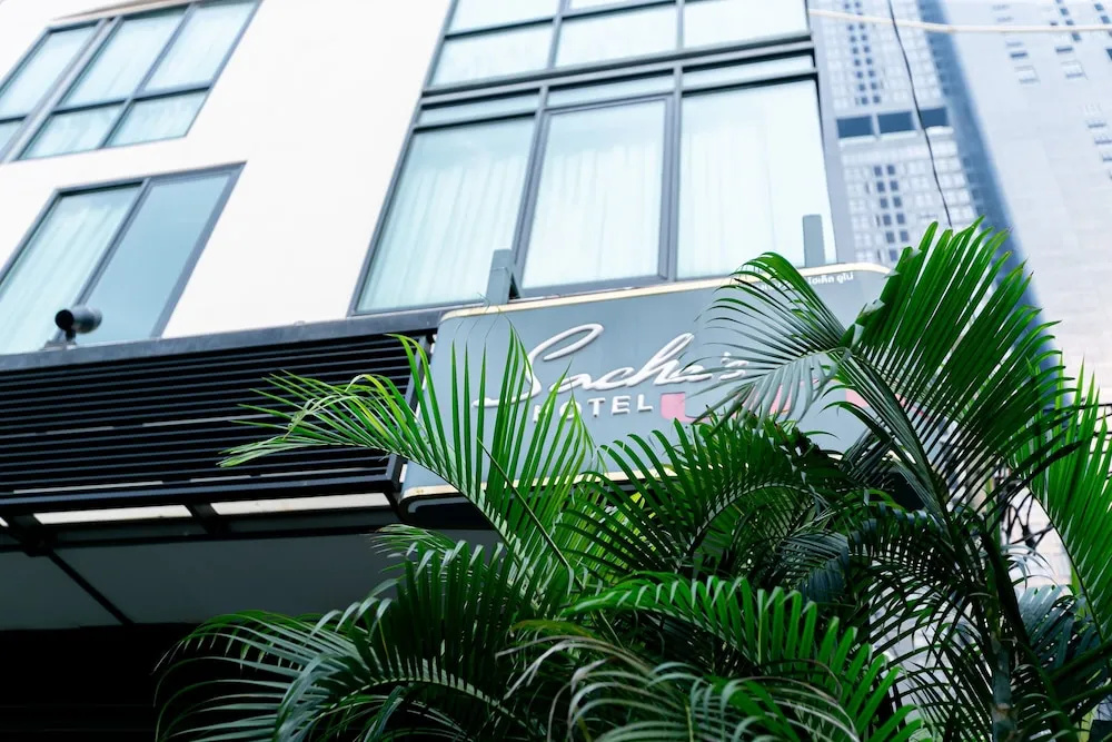 Photo - Sacha's Hotel Uno