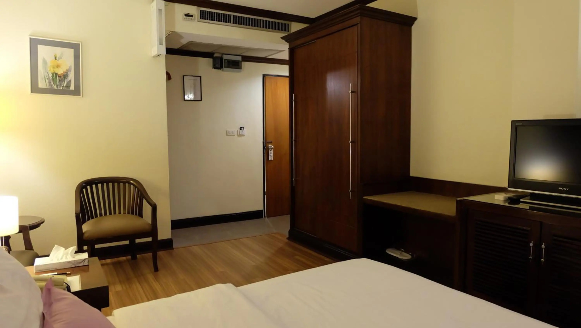 Photo - Grand Business Inn