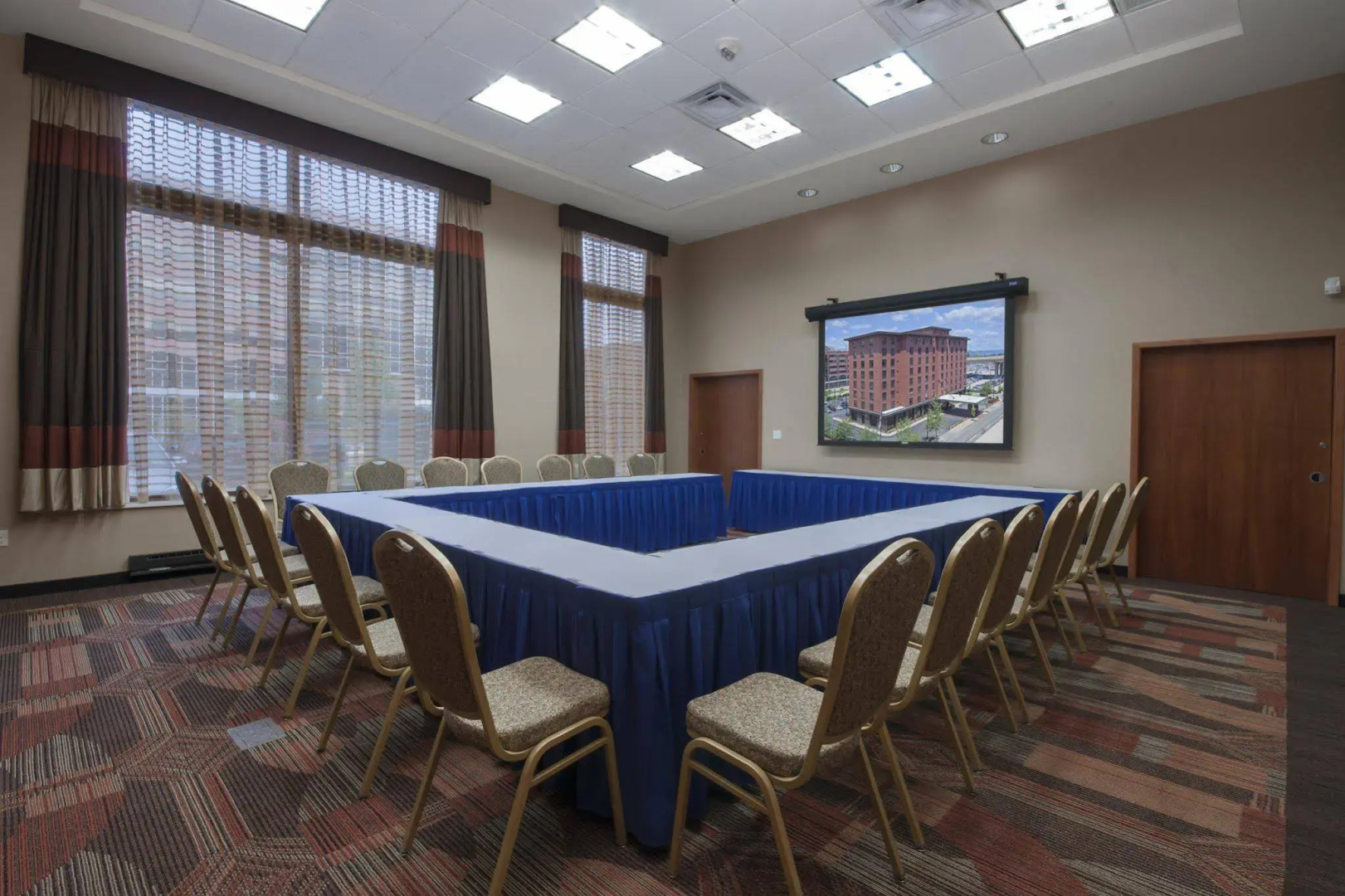 Photo - Hampton Inn & Suites Pittsburgh-Downtown