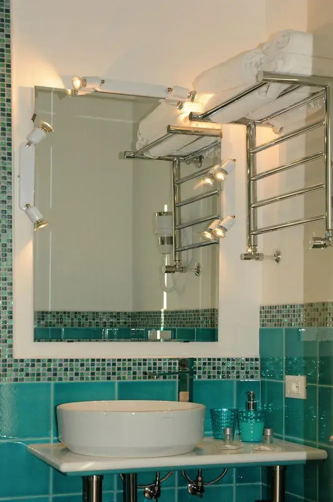 Photo - Temple View FCollection Superior Relais