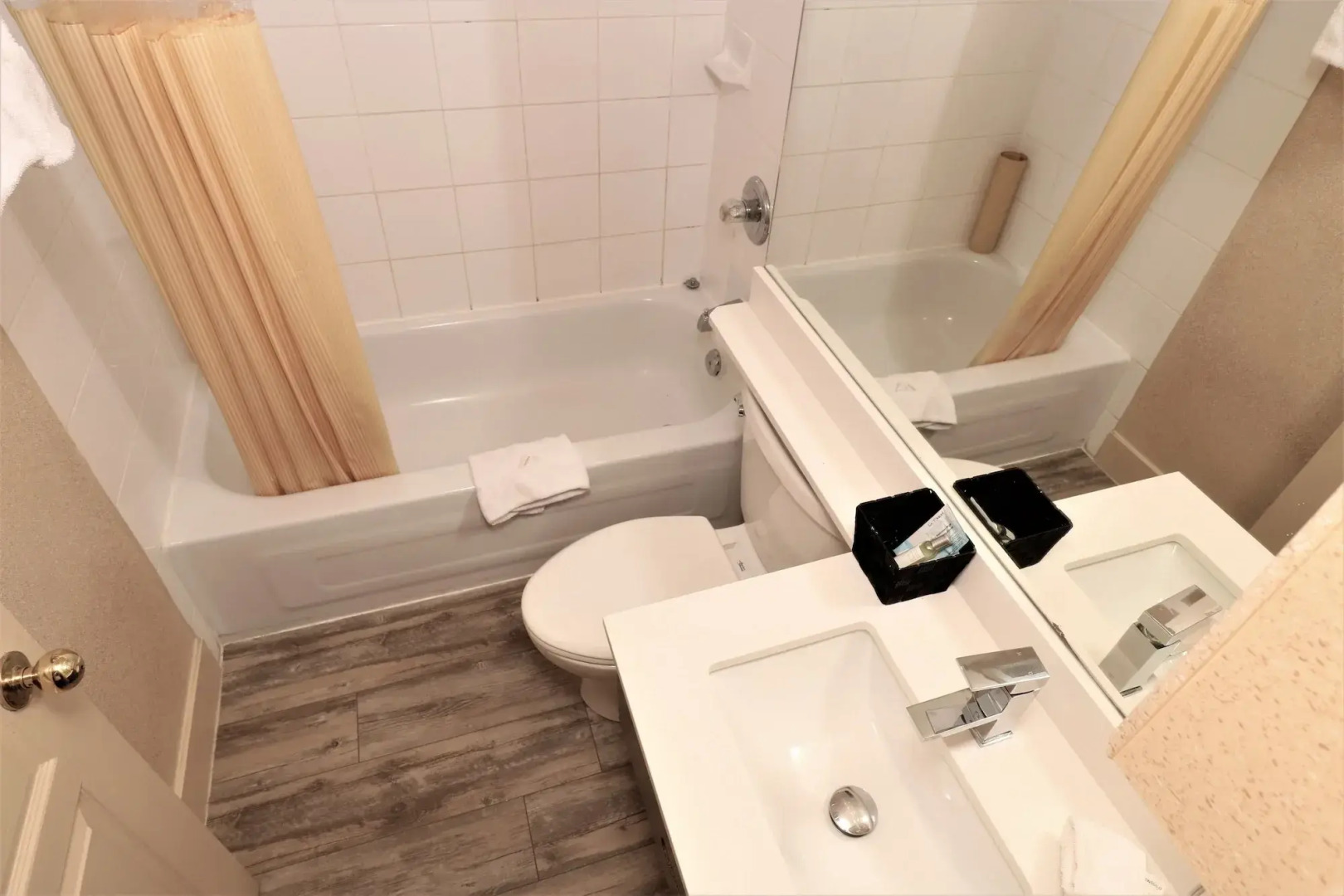 Photo - Opportune Hotel