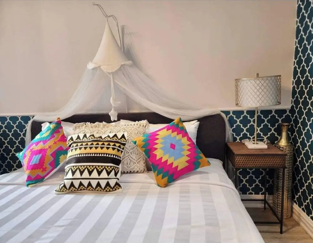 Photo - Capital O 75422 Million Pillows