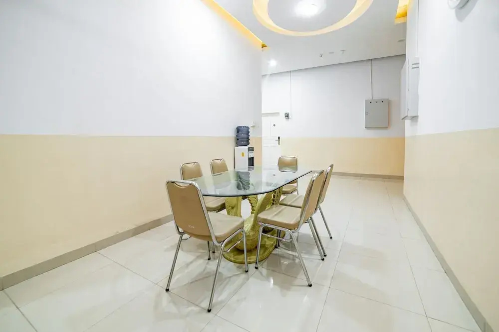 Foto - RedDoorz Plus near Thamrin Plaza Medan