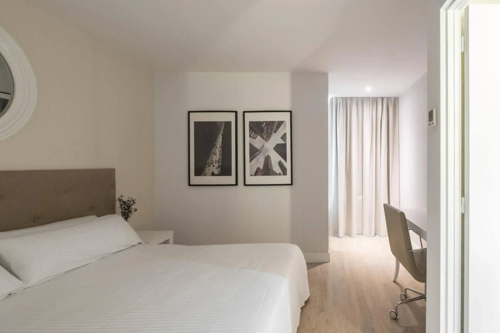 Photo - LATROUPE Grand Place Hostel