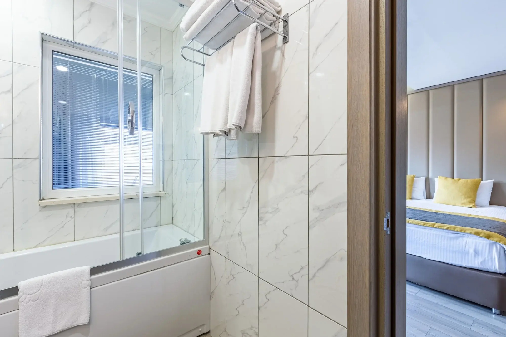 Photo - Seraglio Hotel & Suites