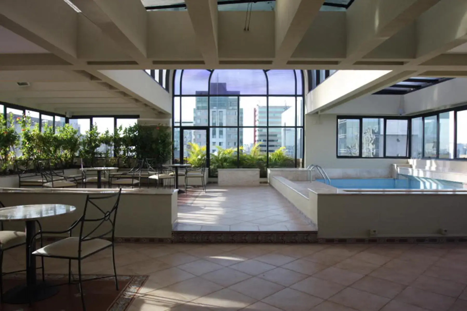 Photo - Estanplaza Nações Unidas