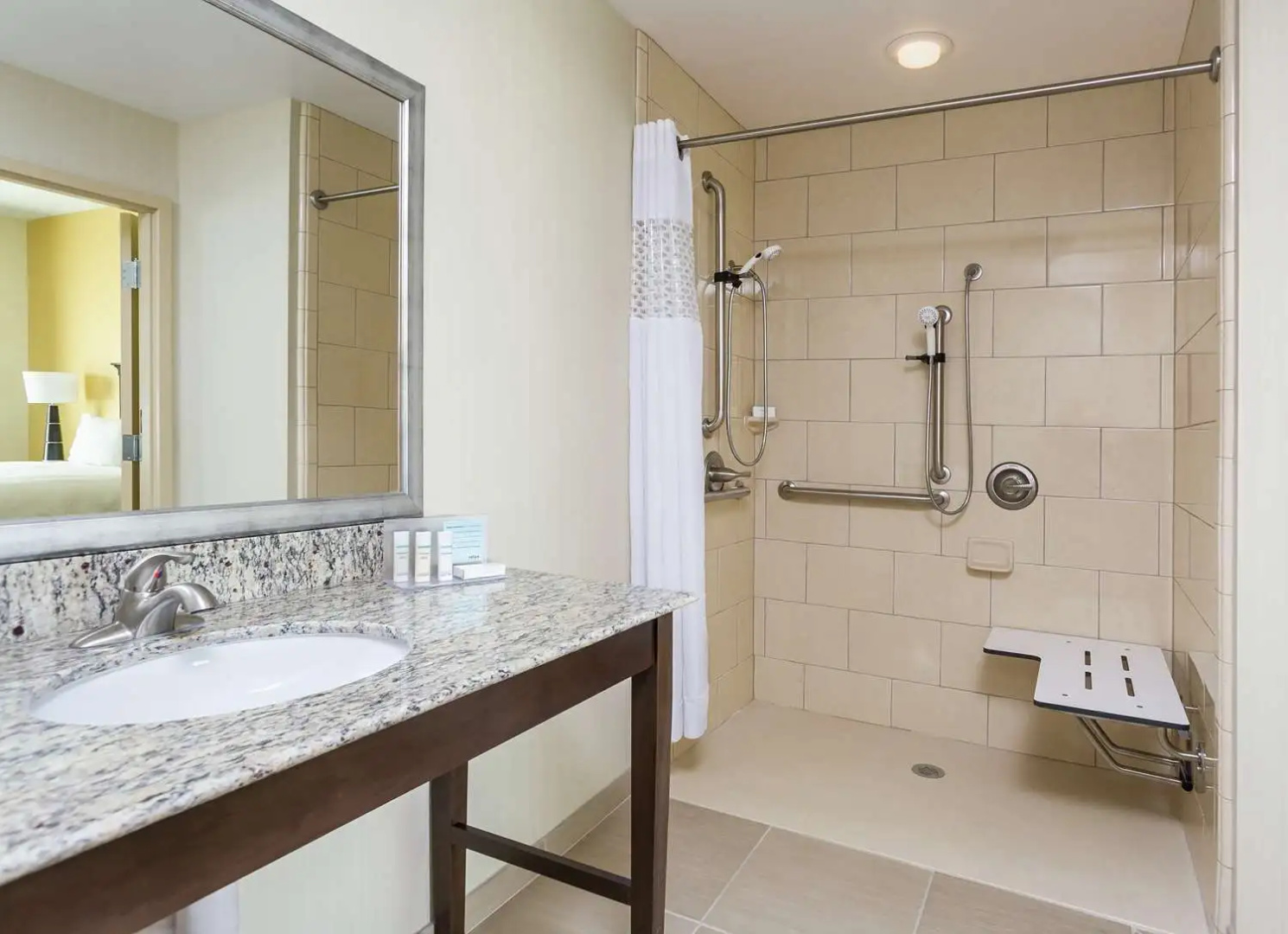 Photo - Hampton Inn & Suites San Bernardino