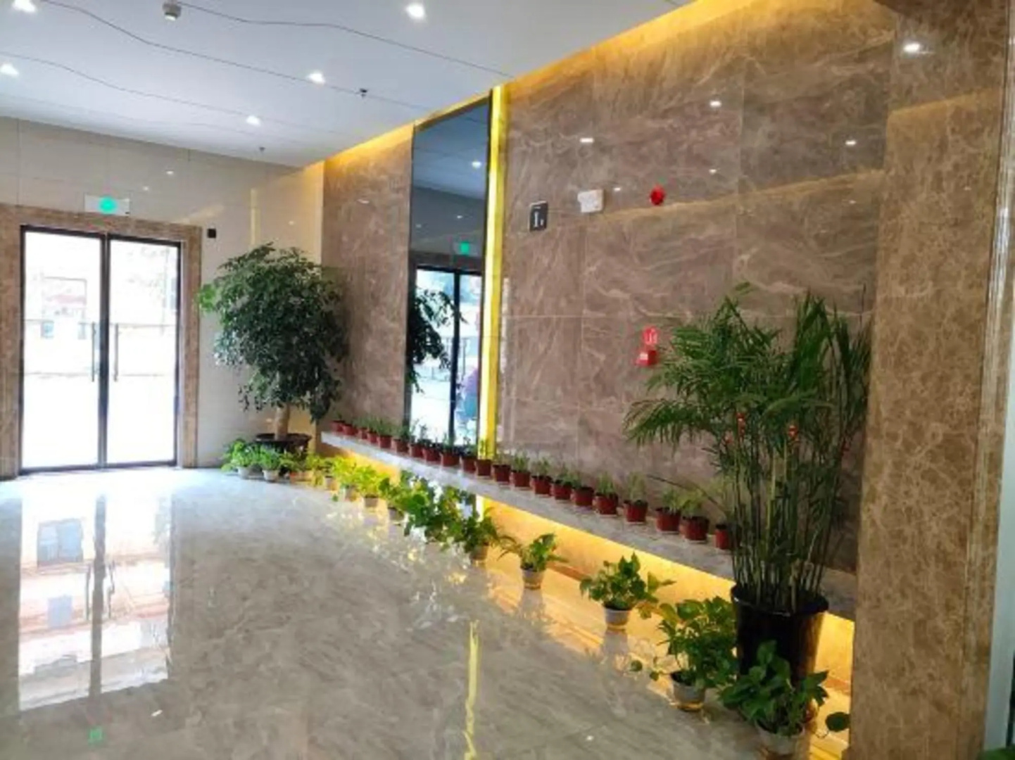 Chuangzhi Yijia Hotel