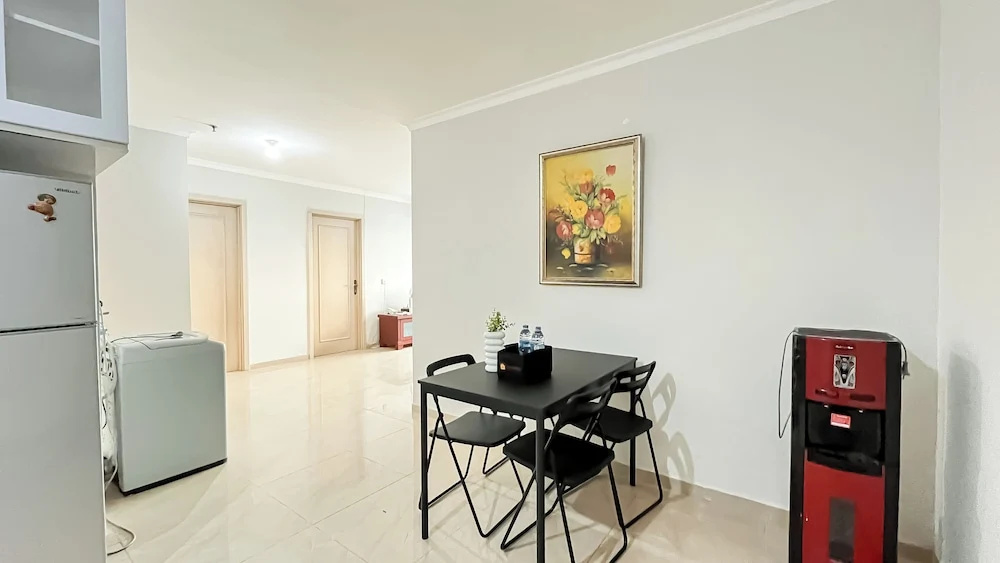 Warm And Nice 2Br At Permata Senayan Apartment