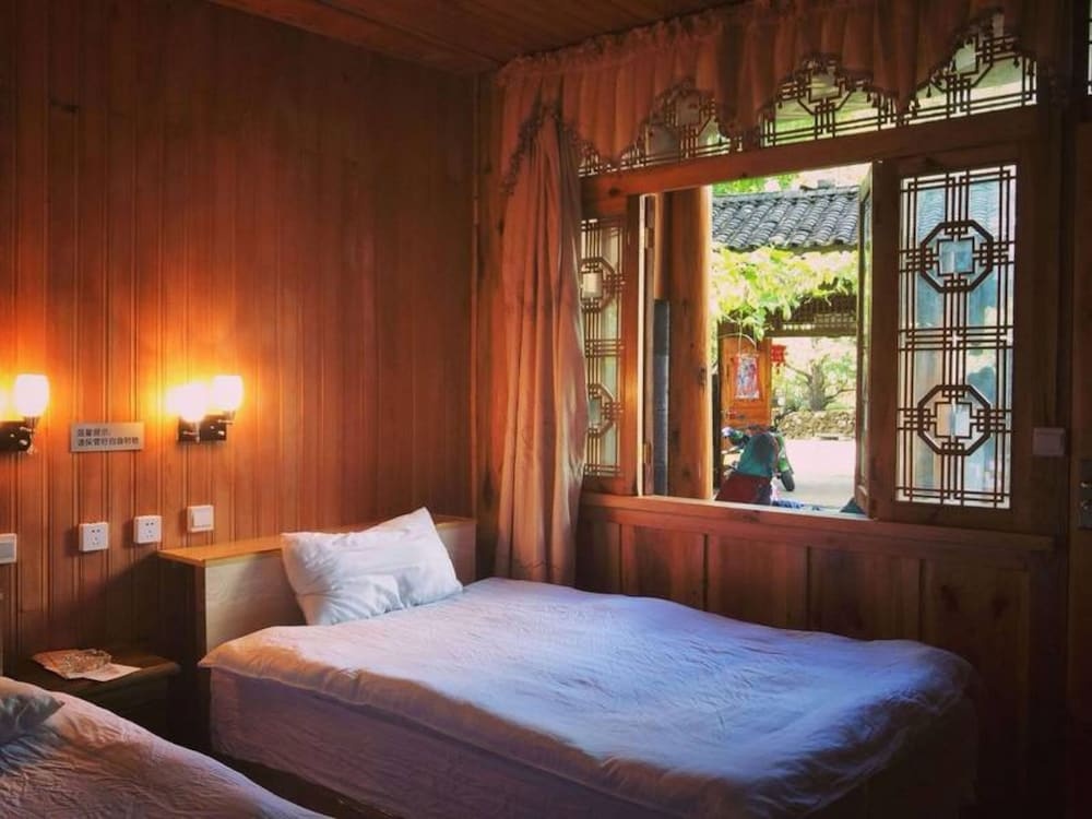 Tengchong Ginkgo Village Bencai Hotel