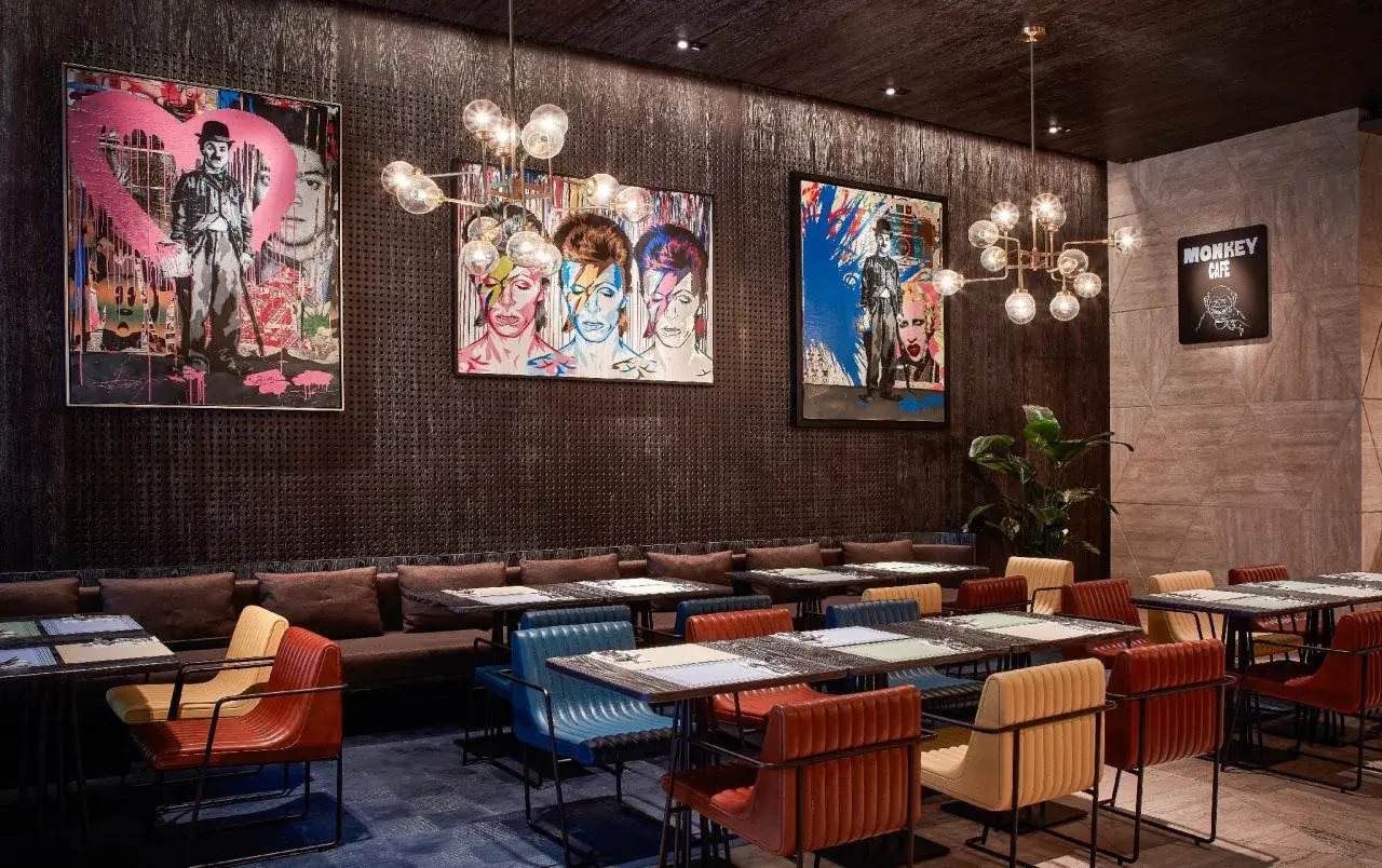 Photo - The Emperor Hotel