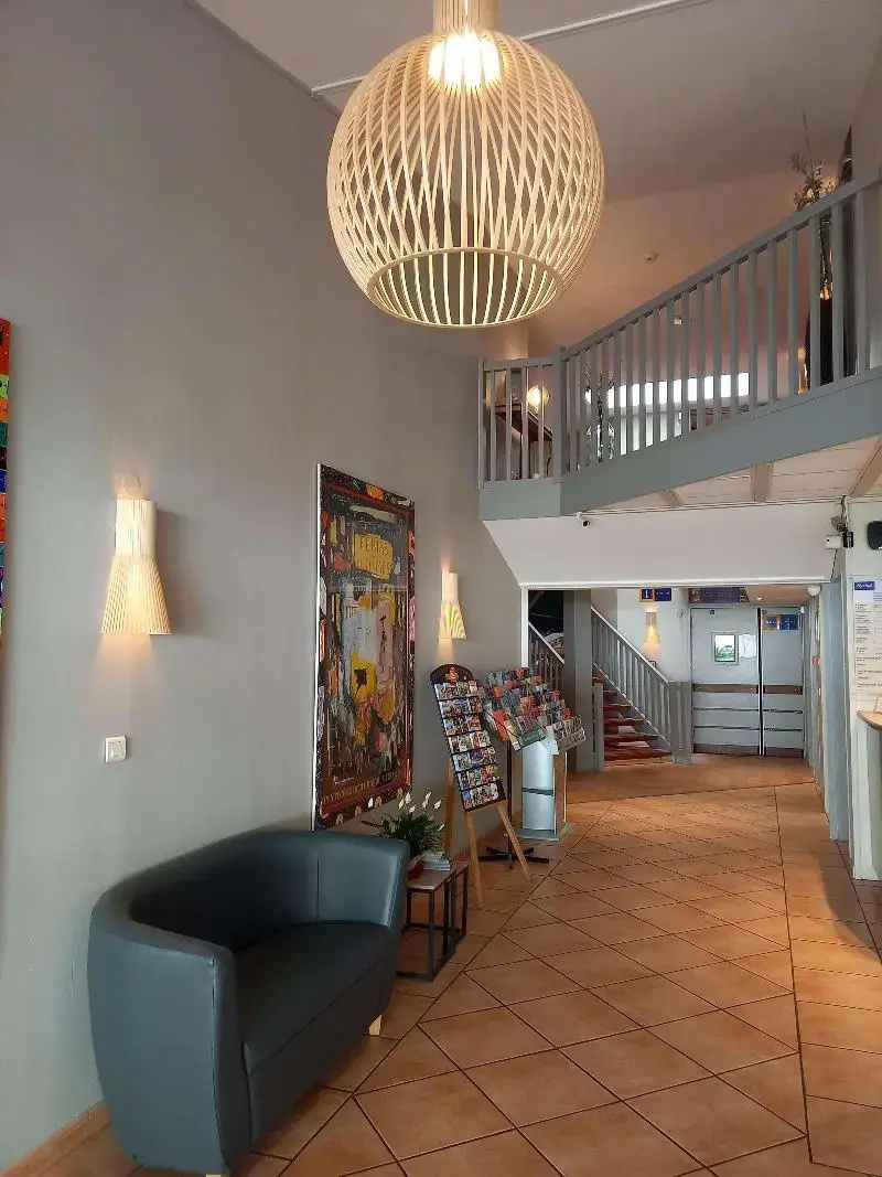 Foto - Brit Hotel Confort Nîmes Ouest - A9 sortie 25