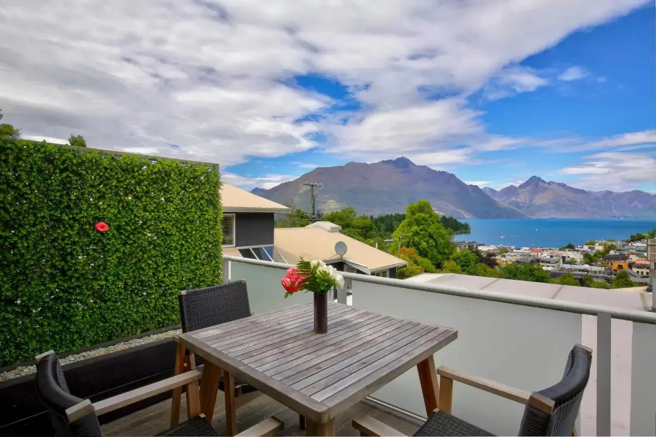 Photo - Queenstown House