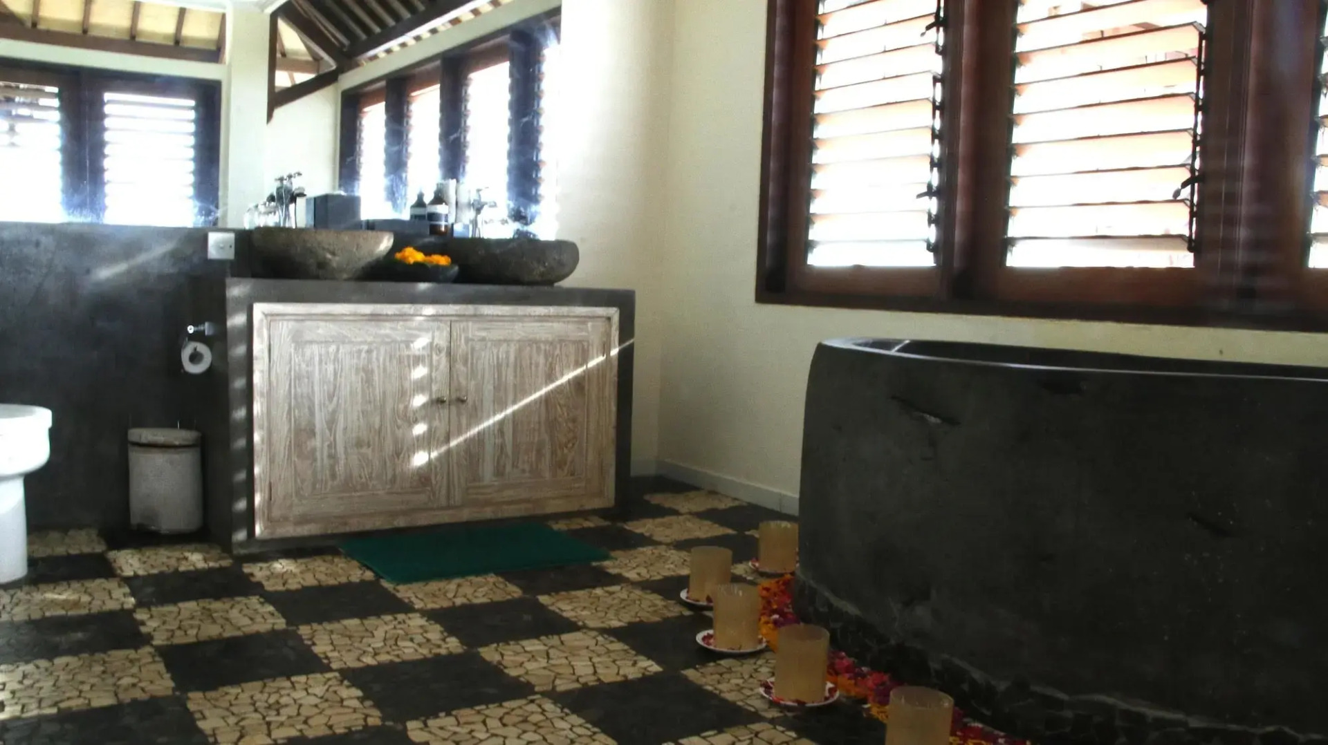 Foto - Bombora Medewi