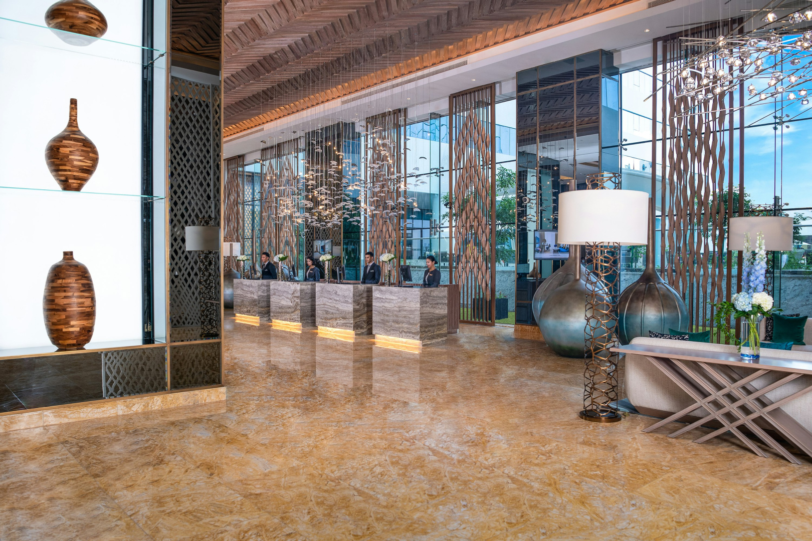 Photo - Al Jaddaf Rotana Suite Hotel