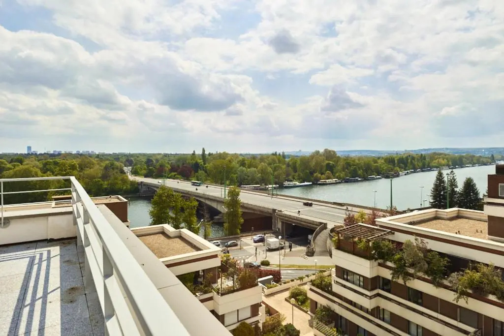 Foto - Zenao Appart'hôtels Suresnes