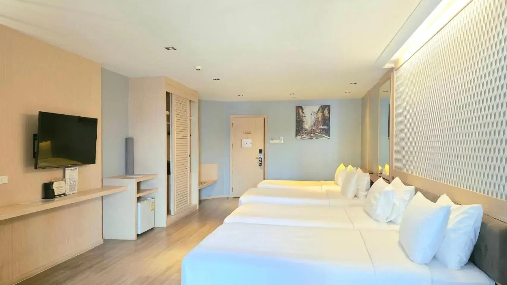Photo - Three Sukhumvit Hotel