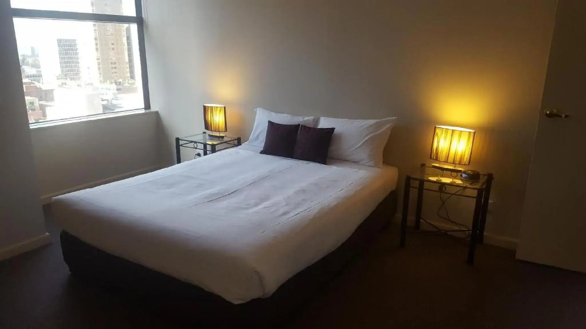 Photo - Melbourne CBD Central Apartment Hotel Official