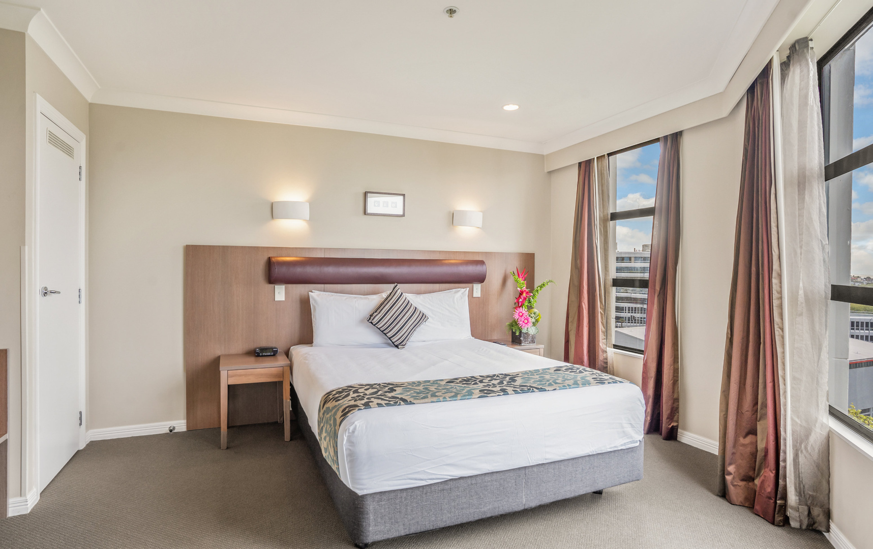 Photo - Parkside Hotel & Apartments