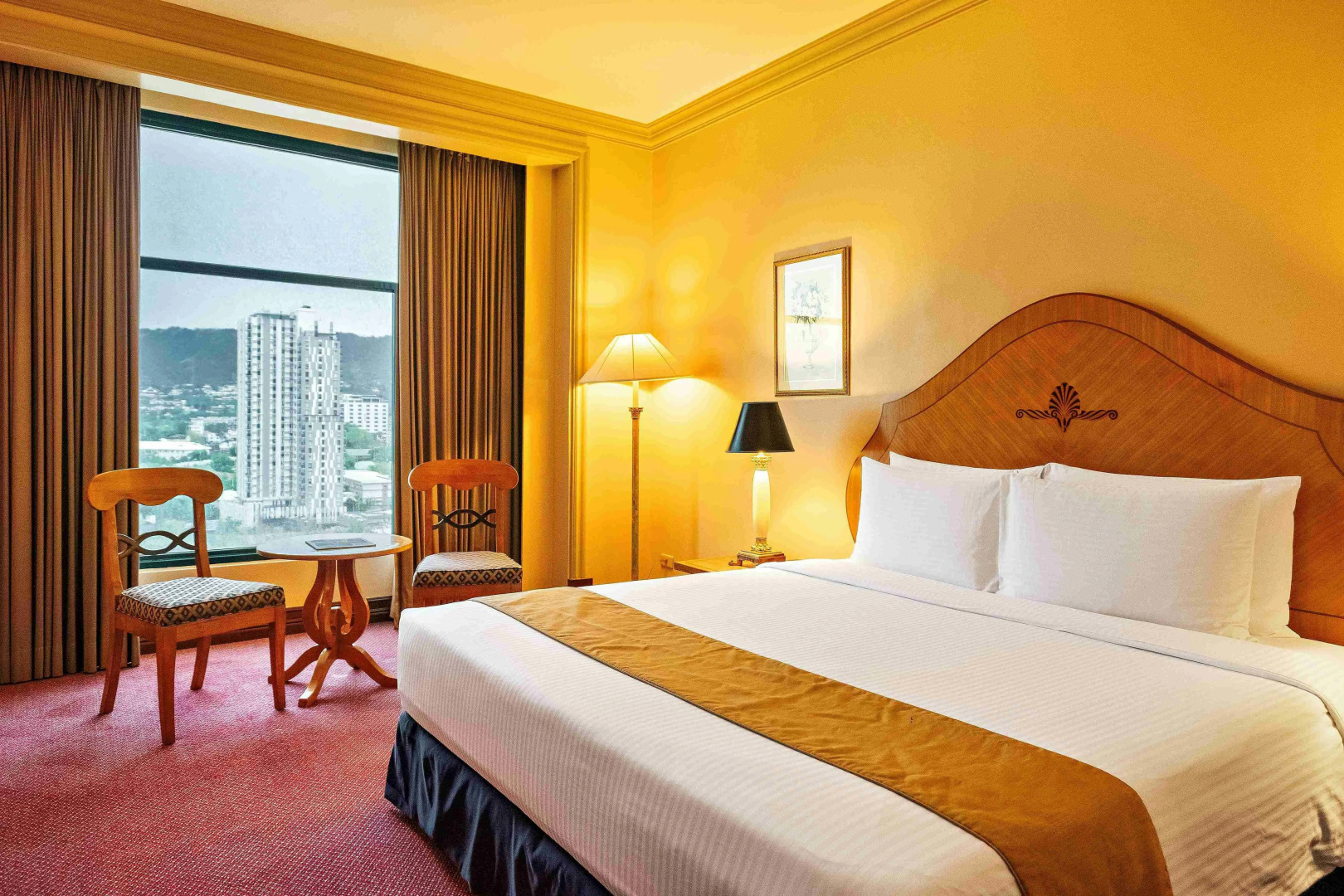 Photo - Waterfront Cebu City Hotel & Casino