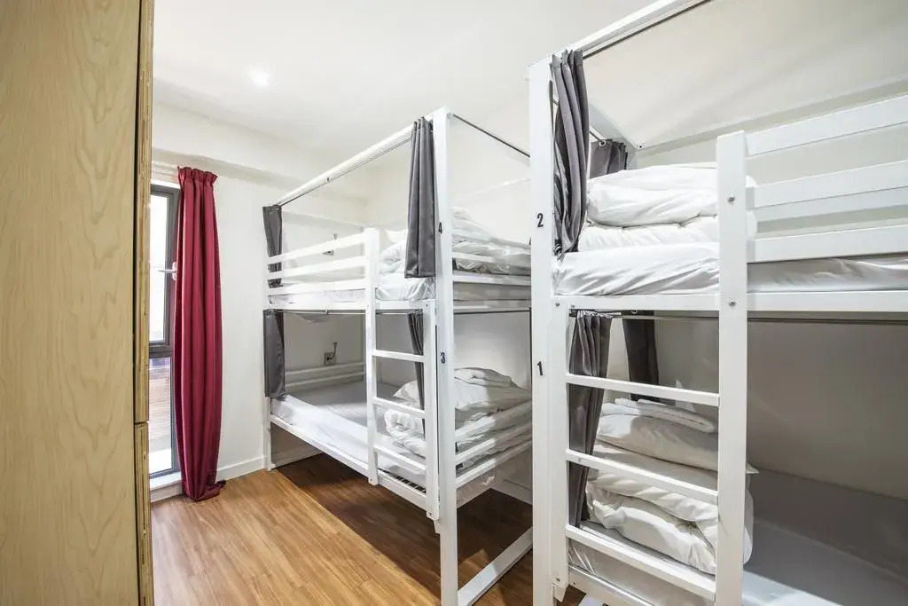 Photo - a&o Edinburgh City