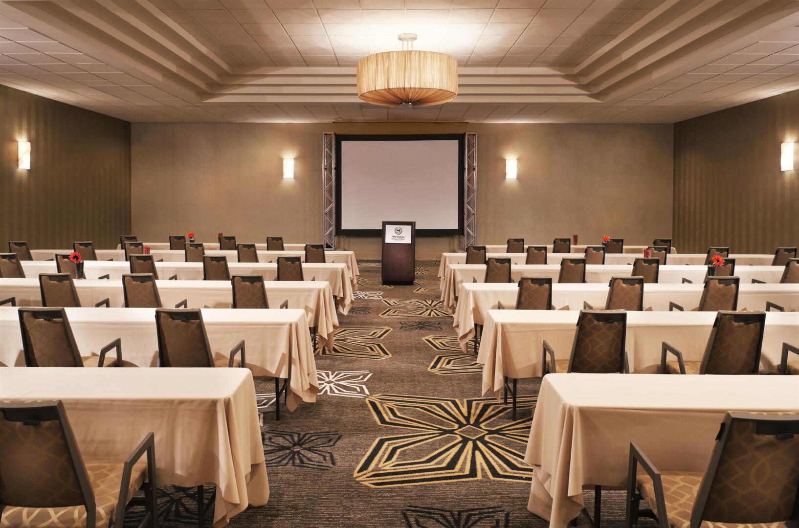 Photo - Sheraton Suites Chicago O'Hare