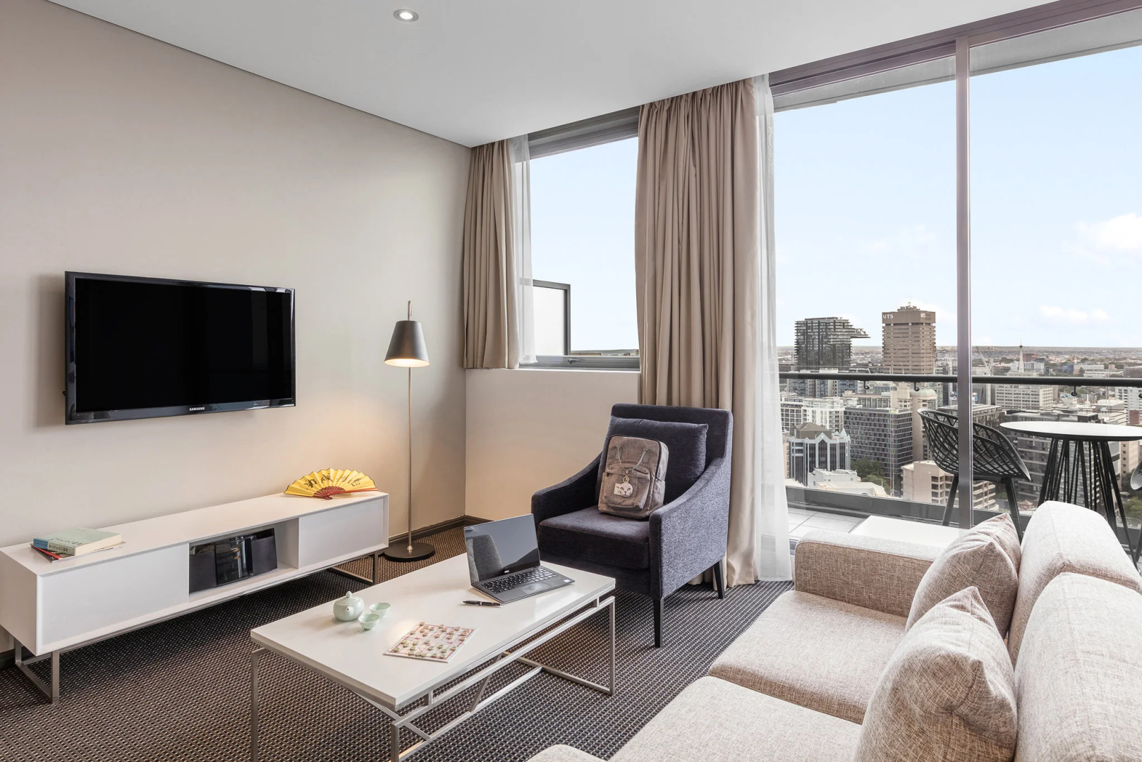 Foto - Meriton Suites Campbell Street, Sydney