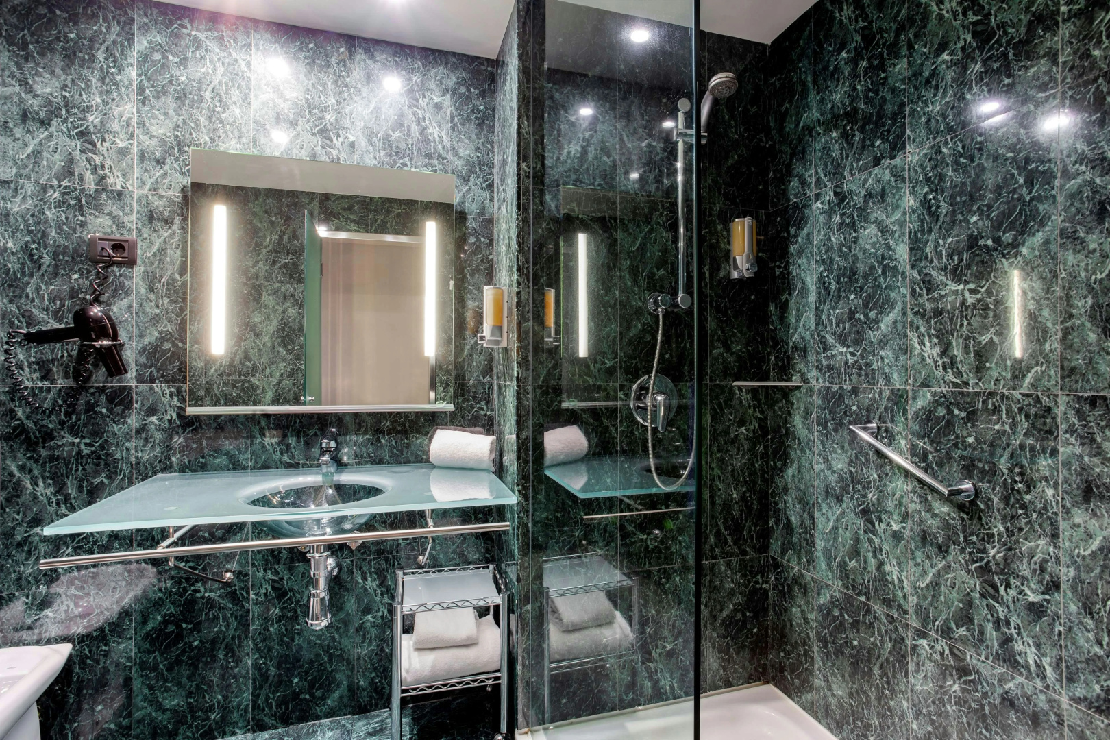 Photo - B&B Hotel Madrid Getafe