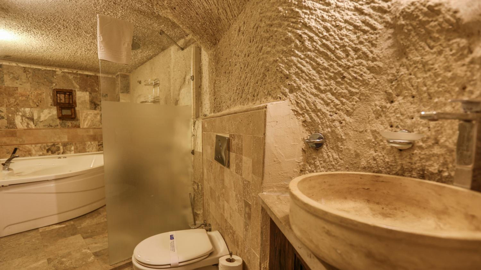 Photo - Hidden Cave Hotel