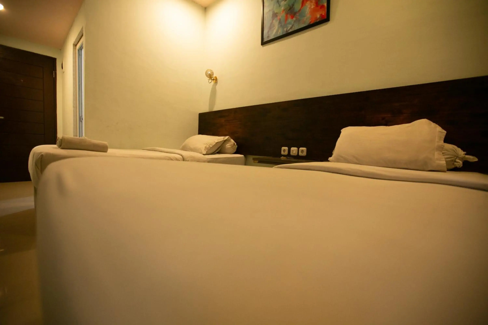 Photo - De'Tonga Hotel