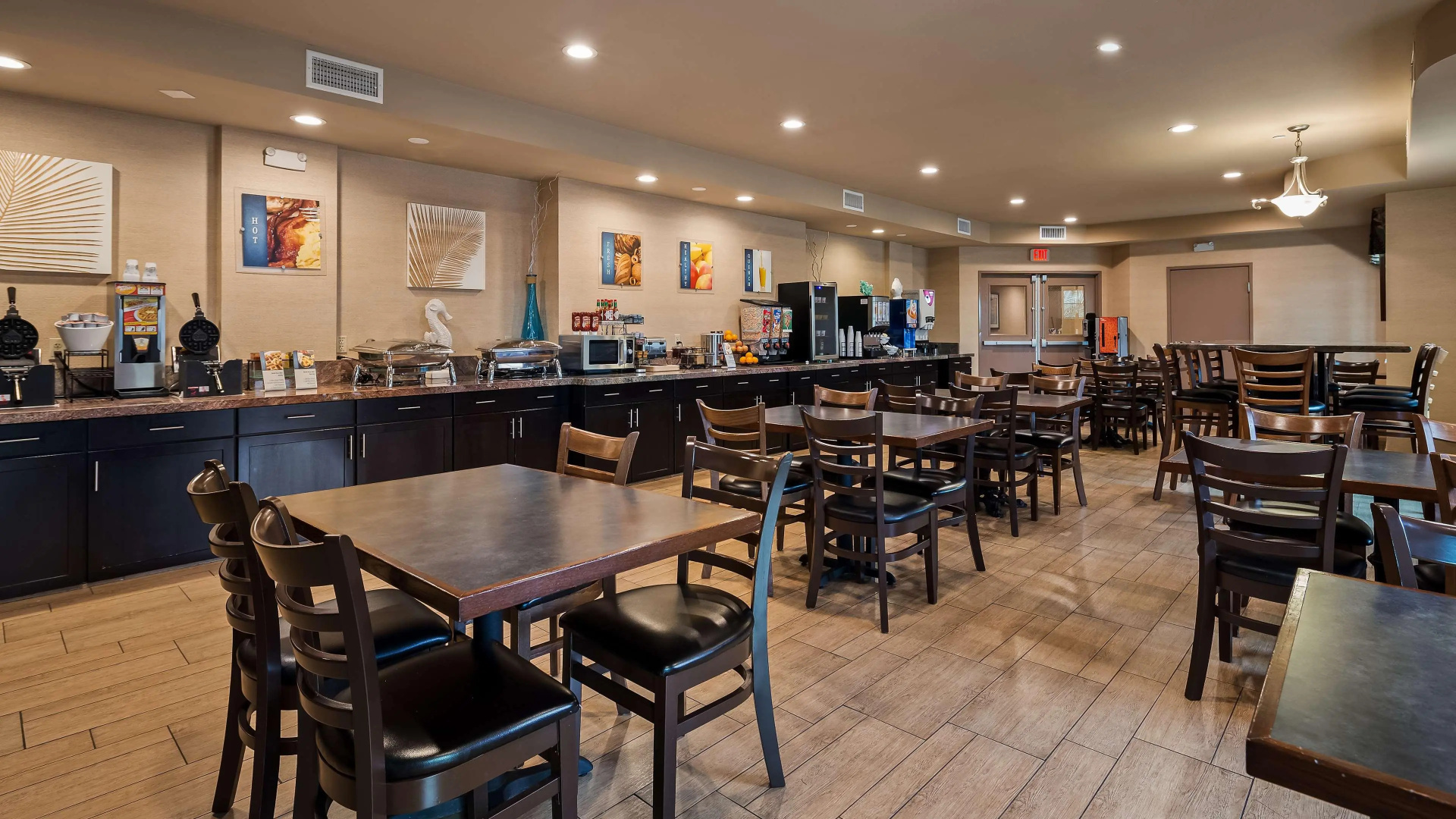Photo - Best Western Plus Oceanside Palms
