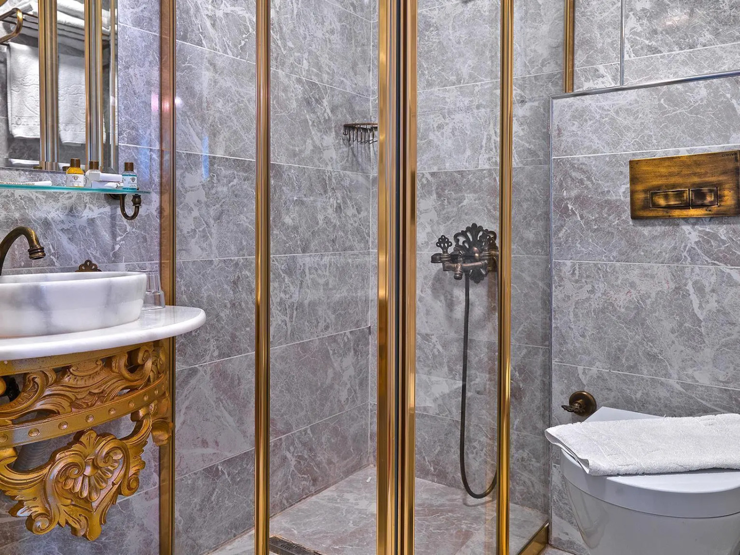 Foto - White Monarch Hotel