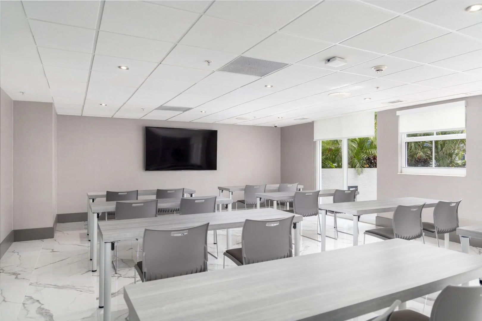 Photo - Fortune House Hotel Suites