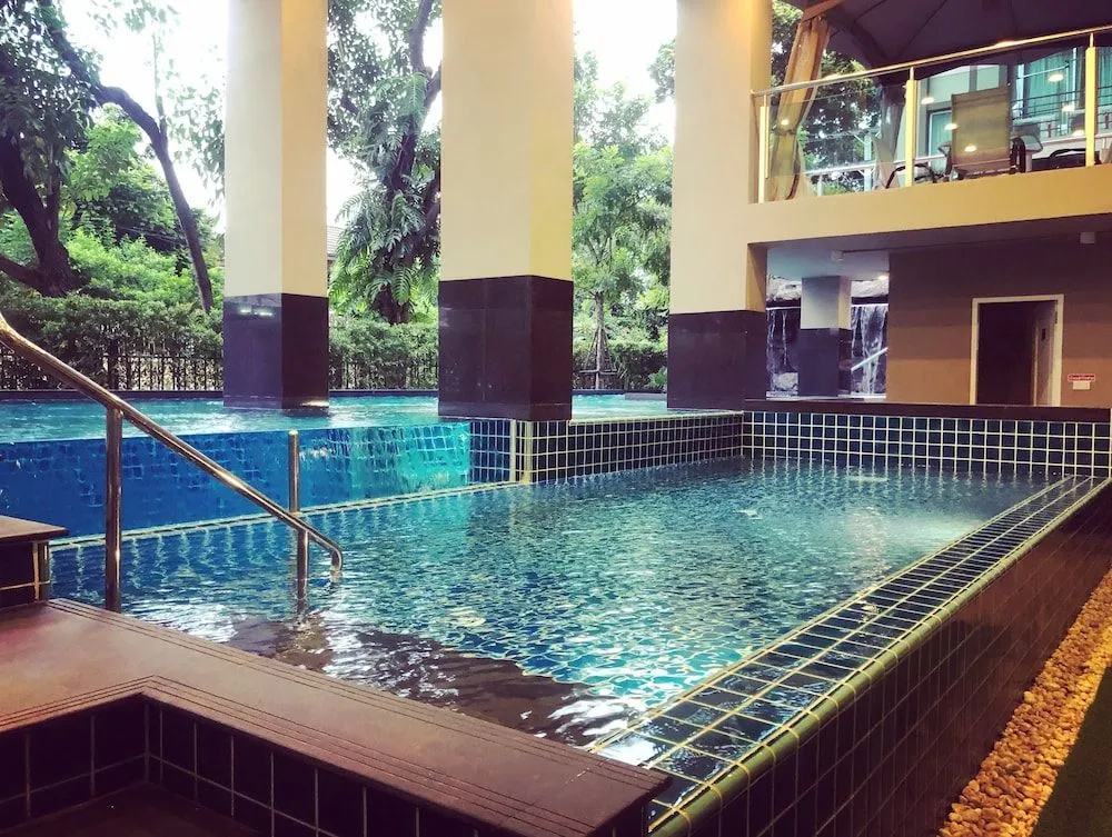Photo - The Lux Ladprao 10