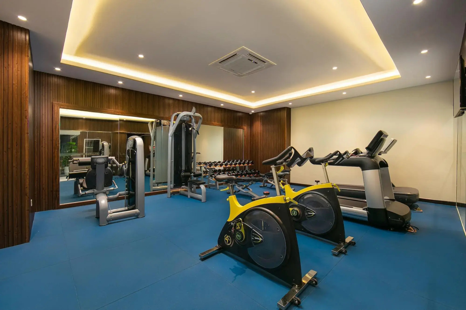 Foto - Signature by M Village Thợ Nhuộm