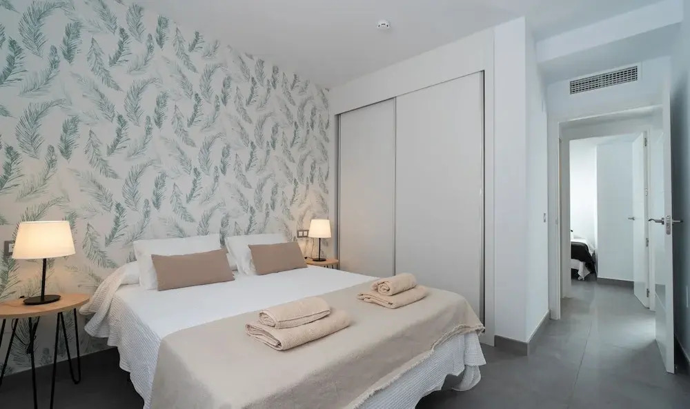 Photo - Sur Suites La Dorada, centricos soleados a pocos metros de la Playa y con Parking Opcional