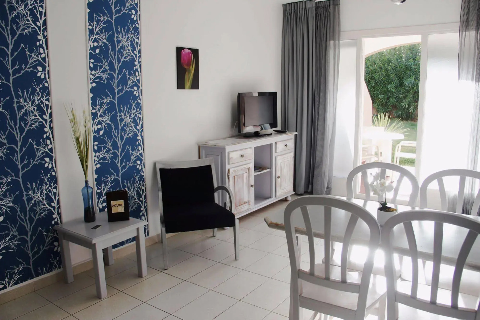 Foto - Apartamentos Royal Life