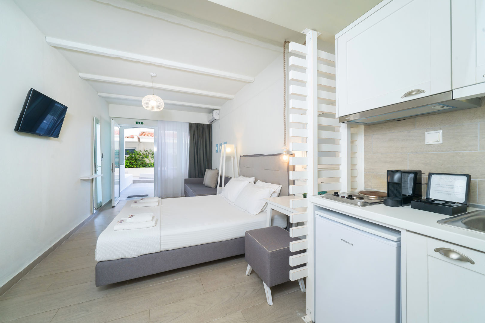 Aelia Villa