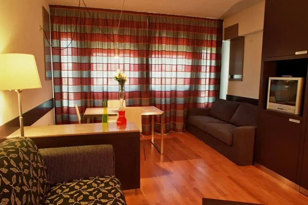 Photo - Wall Art Hotel & Residence