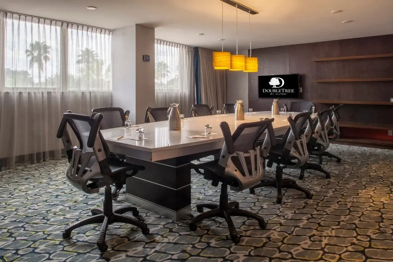 Photo - DoubleTree by Hilton Hotel Jacksonville Airport