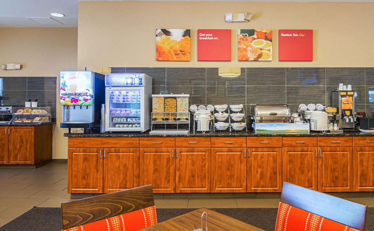 Photo - Comfort Suites Grayslake near Libertyville North