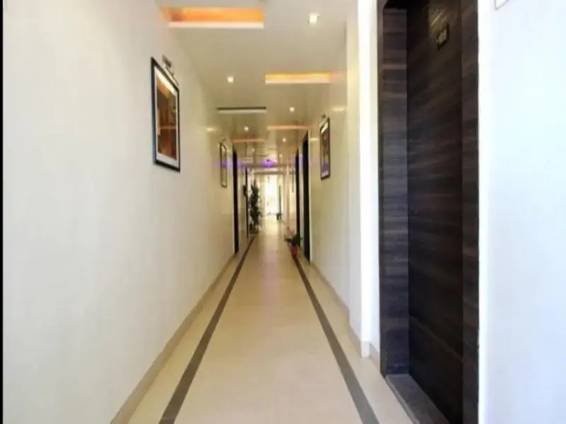 Photo - Hotel Suresh Inn