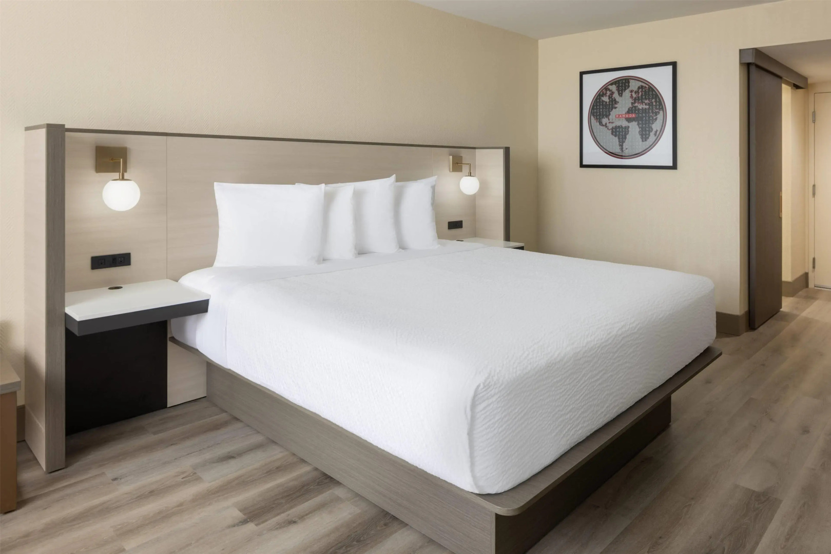 Foto - Ramada Plaza by Wyndham Orlando Resort & Suites Intl Drive - Newly Renovated!