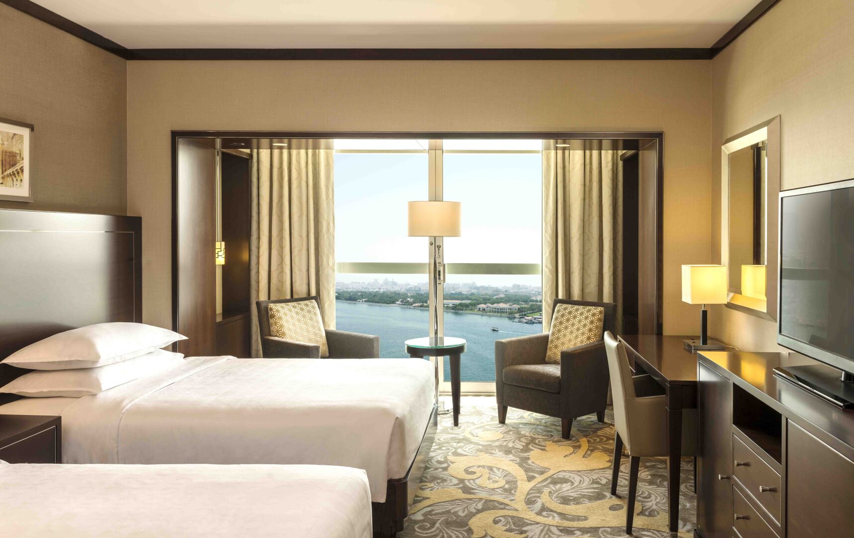 Foto - Sheraton Dubai Creek Hotel & Towers