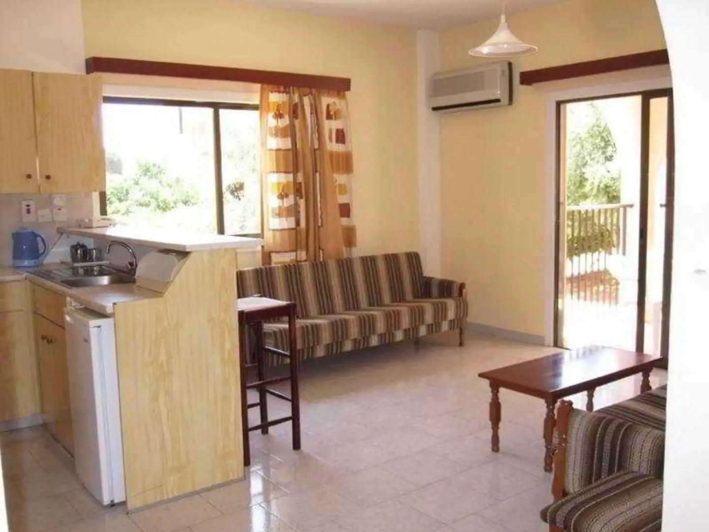 Photo - Windmills Hotel Apartments