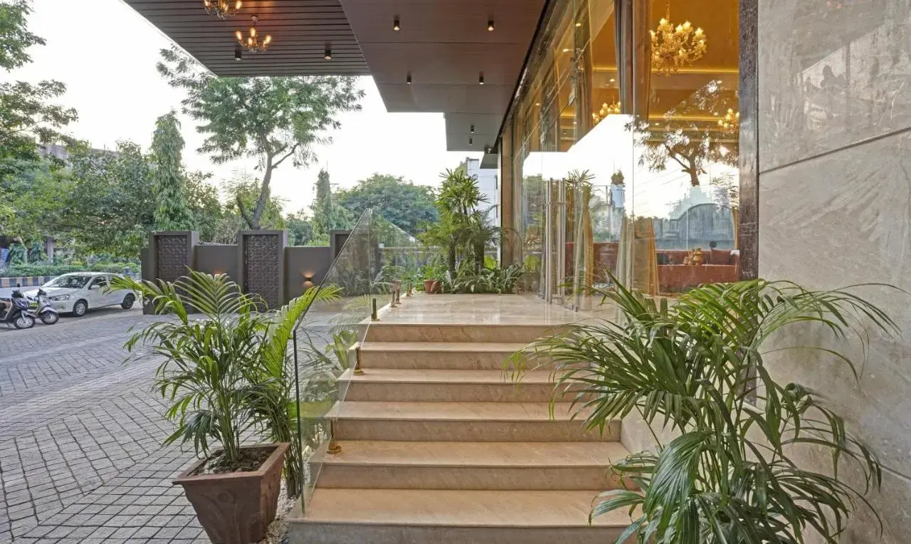 Photo - Treebo Premium Golden Bliss Trimurti Nagar Square