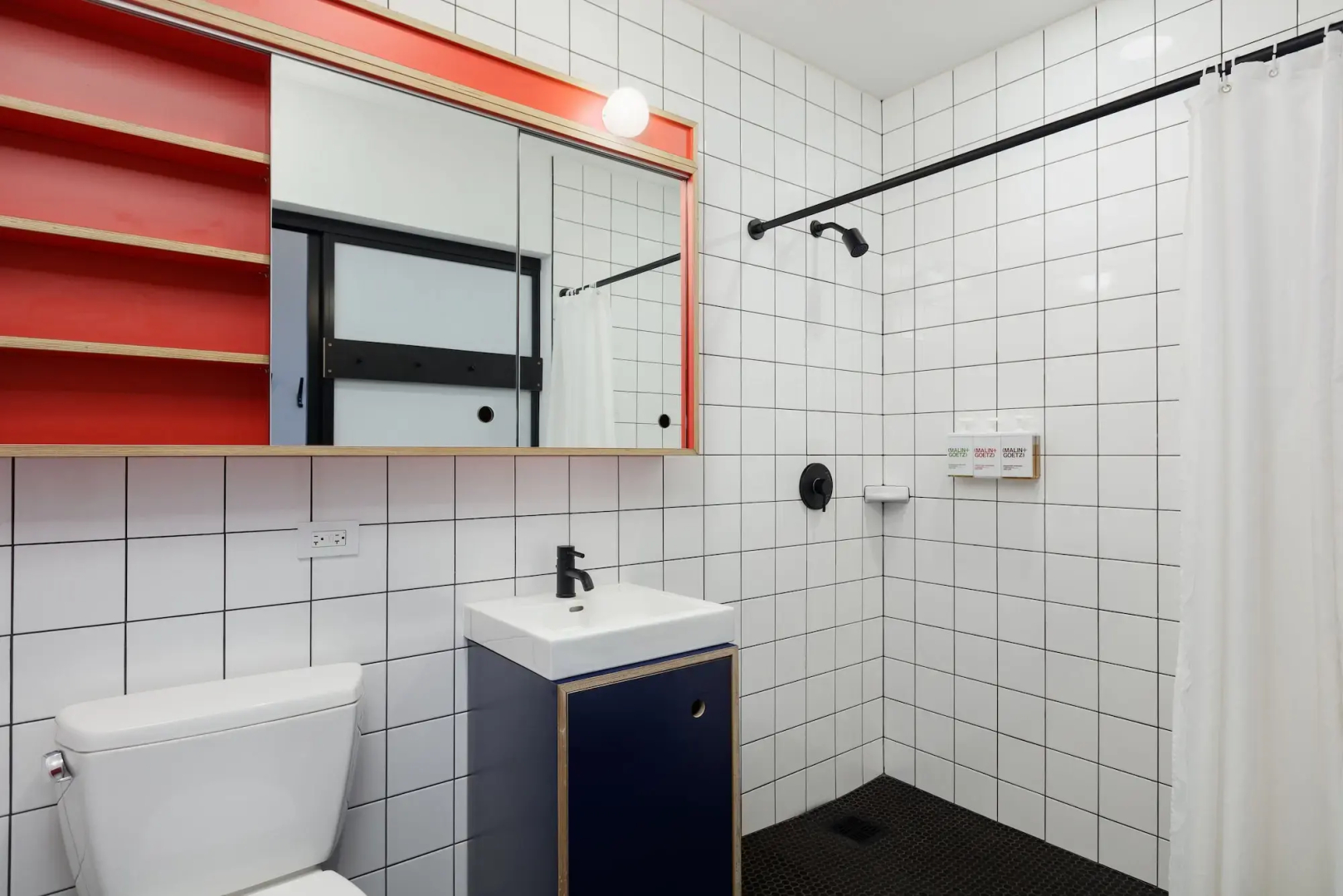 Foto - Placemakr Wall Street