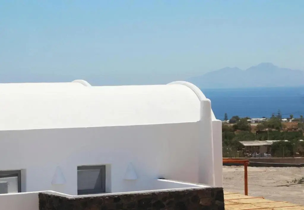 Photo - Aeron Suites