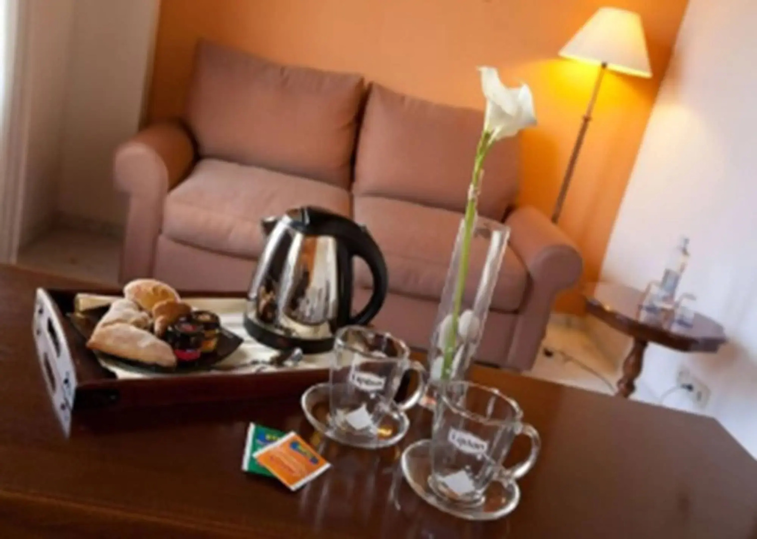 Foto - Ad Hoc Monumental 1881