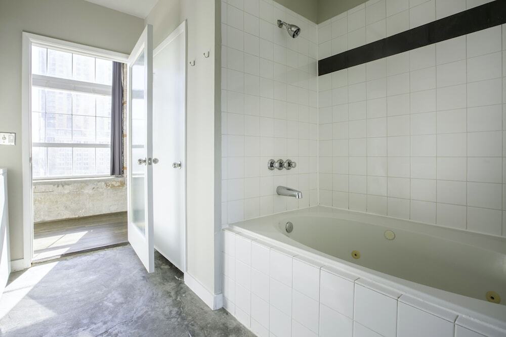 Foto - Reside Houston Downtown, a Wyndham Residence